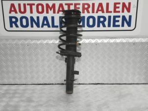 Used Front shock absorber rod, right Ford C-Max (DXA) 1.0 Ti-VCT EcoBoost 12V 125 Price € 59,00 Margin scheme offered by Automaterialen Ronald Morien B.V.
