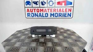 Used Clock Peugeot 206 (2A/C/H/J/S) 1.4 HDi Price € 25,00 Margin scheme offered by Automaterialen Ronald Morien B.V.