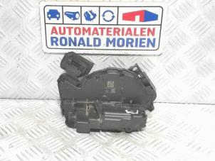 Used Front door lock mechanism 4-door, right Audi A3 Sportback (8YA) 2.0 30 TDI 16V Price € 25,00 Inclusive VAT offered by Automaterialen Ronald Morien B.V.