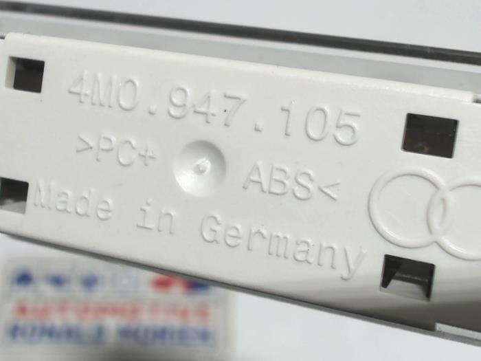 LED light from a Audi A3 Sportback (8YA) 2.0 30 TDI 16V 2021
