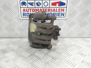 Used Rear brake calliper, left Ssang Yong Rodius 2.0 e-200 Xdi 16V 4WD Price € 45,00 Margin scheme offered by Automaterialen Ronald Morien B.V.