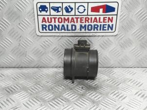 Used Airflow meter Ssang Yong Rodius 2.0 e-200 Xdi 16V 4WD Price € 29,00 Margin scheme offered by Automaterialen Ronald Morien B.V.