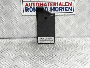 Usados Conexión AUX-USB Volkswagen Transporter T5 2.0 BiTDI DRF Precio € 25,00 Norma de margen ofrecido por Automaterialen Ronald Morien B.V.