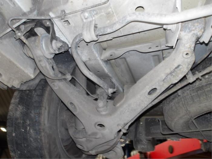 Bras de suspension bas arrière droit d'un Peugeot Expert (VA/VB/VE/VF/VY) 1.6 Blue HDi 95 16V 2019