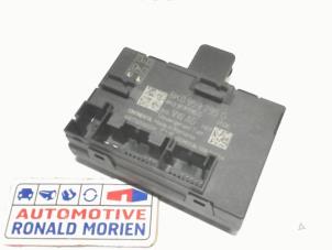 Used Central door locking module Audi A4 Avant (B8) 1.8 TFSI 16V Price € 35,00 Margin scheme offered by Automaterialen Ronald Morien B.V.