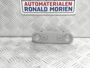 Używane Oswietlenie wewnetrzne tyl Audi A4 Avant (B8) 1.8 TFSI 16V Cena € 15,00 Procedura marży oferowane przez Automaterialen Ronald Morien B.V.