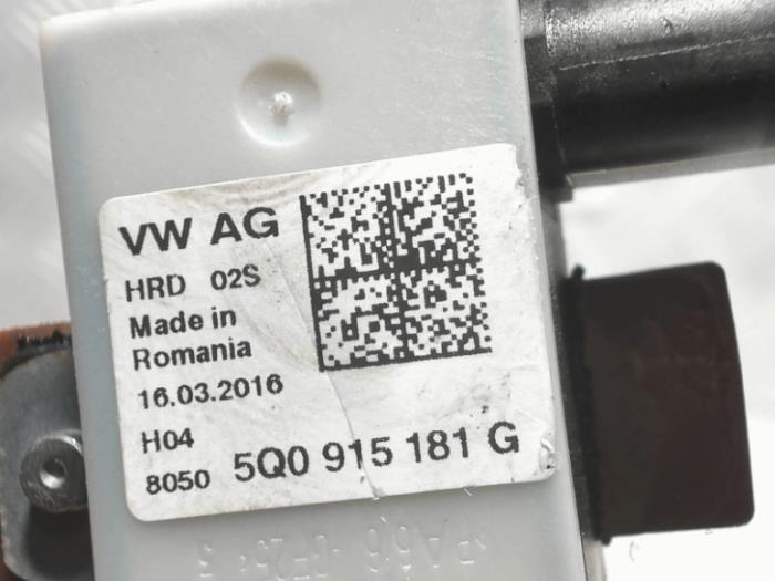 Battery control module Volkswagen Golf VII 1.6 TDI BlueMotion 16V