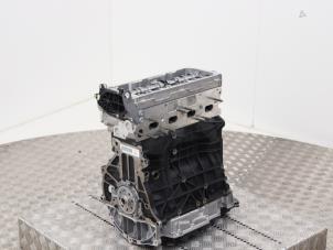 Engine from a Volkswagen Golf VIII (CD1) 2.0 TDI BlueMotion 16V 2021