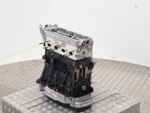Engine from a Volkswagen Golf VIII (CD1) 2.0 TDI BlueMotion 16V 2021