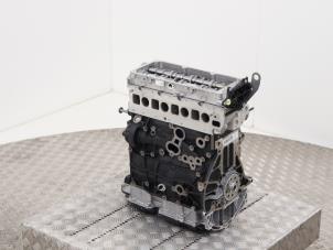Engine from a Volkswagen Golf VIII (CD1) 2.0 TDI BlueMotion 16V 2021