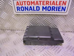 Usados Caja de fusibles BMW i3 (I01) i3 120Ah Precio € 22,99 IVA incluido ofrecido por Automaterialen Ronald Morien B.V.