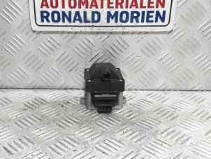 Gebrauchte Zündmodul Volkswagen Golf III (1H1) 2.8 VR6 Preis € 49,00 Margenregelung angeboten von Automaterialen Ronald Morien B.V.