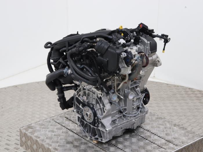 Used Engine Volkswagen Golf VIII (CD1) 1.5 eTSI 16V Price € 4.470,95 Inclusive VAT offered by Automaterialen Ronald Morien B.V.