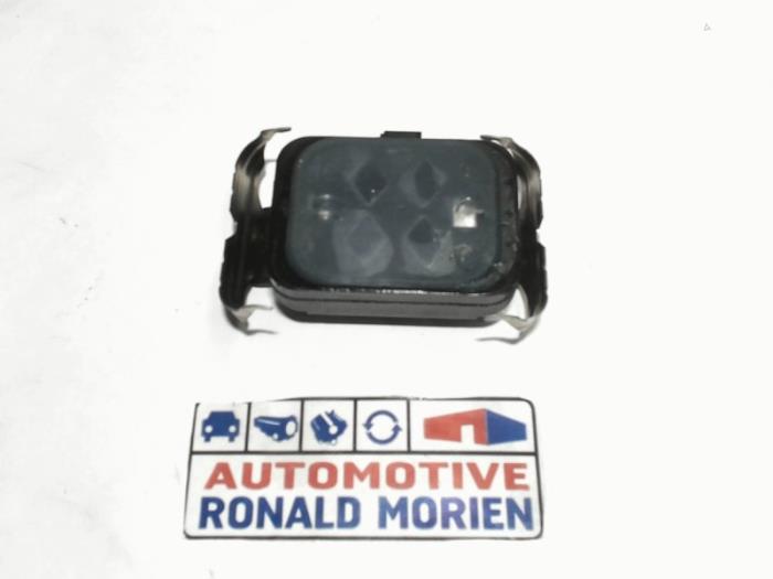Begagnade Regnsensor Landrover Range Rover Sport (LS) 3.0 S TDV6 Pris € 35,00 Marginaltabell erbjuds av Automaterialen Ronald Morien B.V.