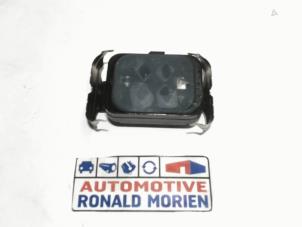 Usados Sensor de lluvia Landrover Range Rover Sport (LS) 3.0 S TDV6 Precio € 35,00 Norma de margen ofrecido por Automaterialen Ronald Morien B.V.