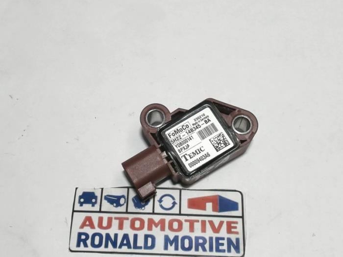 Airbag sensor Landrover Range Rover Sport 3.0 S TDV6 YWJ500380