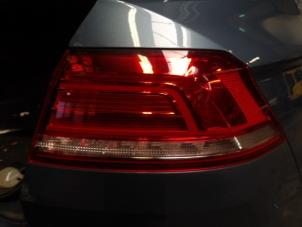 Used Taillight, right Volkswagen Passat (3G2) 1.6 TDI 16V Price € 75,00 Inclusive VAT offered by Automaterialen Ronald Morien B.V.