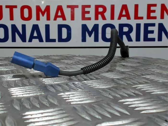 Gebrauchte Klopfsensor Audi RS 5 (8T3) RS5 4.2 V8 32V Preis € 20,00 Margenregelung angeboten von Automaterialen Ronald Morien B.V.