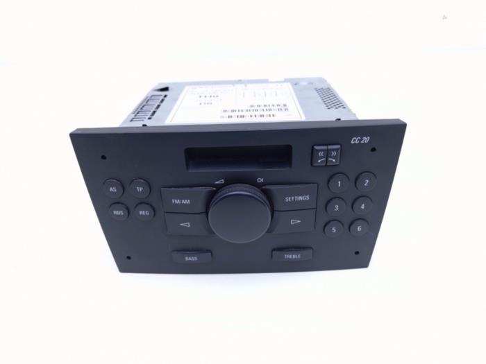 Używane Radio/Kasety Opel Combo (Corsa C) 1.3 CDTI 16V Cena € 49,00 Procedura marży oferowane przez Automaterialen Ronald Morien B.V.