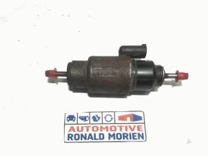 Usados Bomba eléctrica de combustible Landrover Range Rover Sport (LS) 3.0 S TDV6 Precio € 25,00 Norma de margen ofrecido por Automaterialen Ronald Morien B.V.