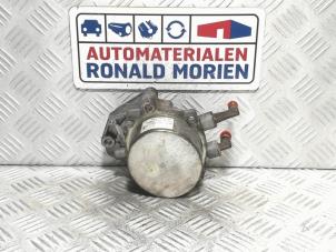 Used Vacuum pump (diesel) Landrover Range Rover Sport (LS) 3.0 S TDV6 Price € 125,00 Margin scheme offered by Automaterialen Ronald Morien B.V.