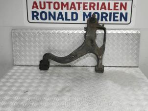 Usagé Bras de suspension avant droit Landrover Range Rover Sport (LS) 3.0 S TDV6 Prix € 65,00 Règlement à la marge proposé par Automaterialen Ronald Morien B.V.