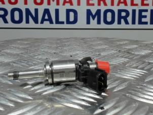 New Injector (petrol injection) Renault Megane IV Estate (RFBK) 1.2 Energy TCE 100 Price € 90,75 Inclusive VAT offered by Automaterialen Ronald Morien B.V.