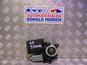 Używane Silnik szyby drzwiowej Volvo V50 (MW) 1.6 D2 16V Cena € 29,00 Procedura marży oferowane przez Automaterialen Ronald Morien B.V.
