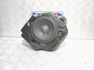 Used Speaker Audi S7 Sportback (4GA/4GF) 4.0 V8 TFSI Price € 235,01 Inclusive VAT offered by Automaterialen Ronald Morien B.V.