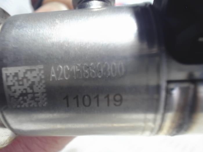 Adblue Injektor van een Mercedes-Benz Vito Tourer (447.7) 1.7 110 CDI 16V 2021