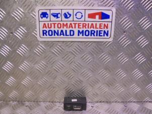 Używane Rózne Audi A3 Sportback (8VA/8VF) 1.4 TFSI 16V e-tron Cena € 29,00 Procedura marży oferowane przez Automaterialen Ronald Morien B.V.