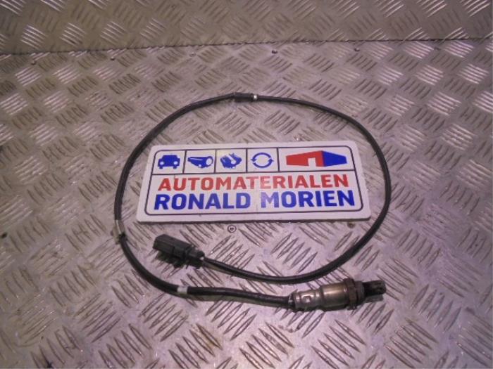 Usados Sonda Lambda Audi A3 Sportback (8VA/8VF) 1.4 TFSI 16V e-tron Precio € 30,00 Norma de margen ofrecido por Automaterialen Ronald Morien B.V.