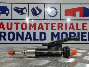 Used Injector (petrol injection) BMW 2 serie (F22) 228i 2.0 Turbo 16V Price € 50,00 Margin scheme offered by Automaterialen Ronald Morien B.V.