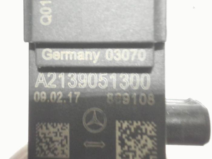 Czujnik poduszki powietrznej z Mercedes-Benz C Estate (S205) C-43 AMG 3.0 V6 24V Turbo 4-Matic 2017
