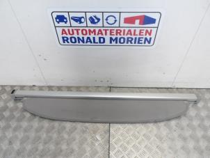 Used Luggage compartment cover Toyota Prius (NHW20) 1.5 16V Price € 65,00 Margin scheme offered by Automaterialen Ronald Morien B.V.