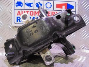 Used Gearbox mount Skoda Fabia III Combi (NJ5) 1.0 TSI 12V Price € 25,00 Inclusive VAT offered by Automaterialen Ronald Morien B.V.