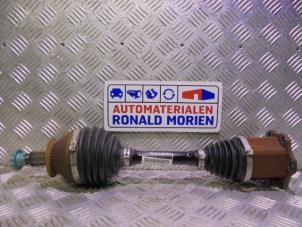 Used Front drive shaft, left Skoda Fabia III Combi (NJ5) 1.0 TSI 12V Price € 195,00 Inclusive VAT offered by Automaterialen Ronald Morien B.V.