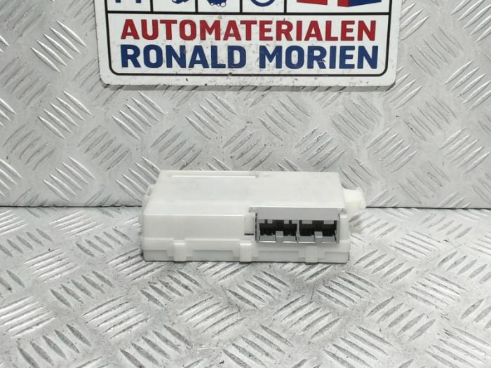 Usados Módulo electrónico central Peugeot iOn iOn Precio € 175,00 Norma de margen ofrecido por Automaterialen Ronald Morien B.V.