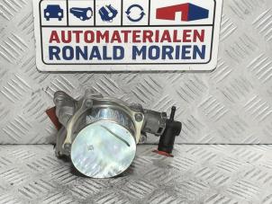 Nowe Pompa prózniowa (Diesel) Opel Vivaro B Combi 1.6 CDTI 95 Cena € 100,21 Z VAT oferowane przez Automaterialen Ronald Morien B.V.