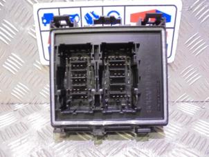 Used Fuse box Ford Fiesta 7 1.0 EcoBoost 12V 100 Price € 59,00 Margin scheme offered by Automaterialen Ronald Morien B.V.