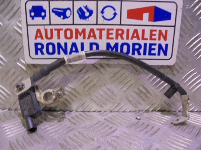 Usagé Divers Ford Fiesta 7 1.0 EcoBoost 12V 100 Prix € 29,00 Règlement à la marge proposé par Automaterialen Ronald Morien B.V.