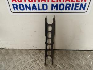 Used Rear lower wishbone, left BMW 3 serie (E90) 320i 16V Price € 15,00 Margin scheme offered by Automaterialen Ronald Morien B.V.