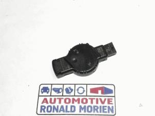 Used Rain sensor BMW 1 serie (F20) 118i 1.5 TwinPower 12V Van Price € 50,00 Inclusive VAT offered by Automaterialen Ronald Morien B.V.