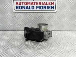 Usagé Boîtier accélérateur Opel Karl 1.0 12V Prix € 49,00 Règlement à la marge proposé par Automaterialen Ronald Morien B.V.