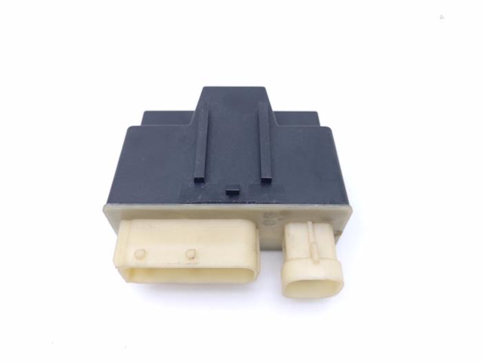 Usagé Ordinateur refroidisseur Citroen C4 Picasso (UD/UE/UF) 1.6 HDiF 16V 110 Prix € 20,00 Règlement à la marge proposé par Automaterialen Ronald Morien B.V.
