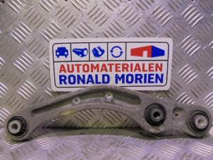 Used Rear upper wishbone, left Volkswagen Phaeton (3D) 3.2 V6 30V 4Motion Price € 45,00 Margin scheme offered by Automaterialen Ronald Morien B.V.