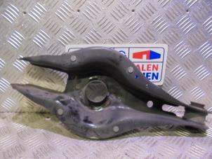 Used Rear lower wishbone, left BMW 1 serie (F20) 118i 1.5 TwinPower 12V Van Price € 34,99 Inclusive VAT offered by Automaterialen Ronald Morien B.V.