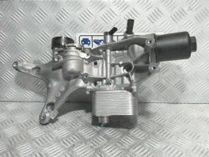 Used Air conditioning bracket Volkswagen Golf VII (AUA) 2.0 R-line 4Motion 16V Price € 89,00 Inclusive VAT offered by Automaterialen Ronald Morien B.V.