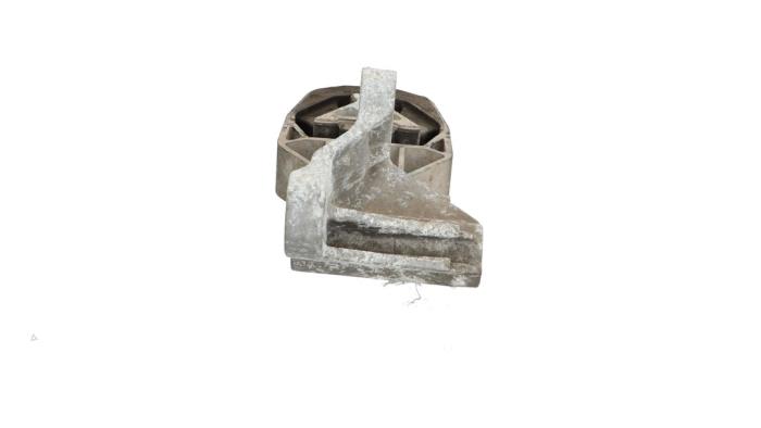 Usagé Support moteur Ford Focus 2 Wagon 1.8 16V Prix € 25,00 Règlement à la marge proposé par Automaterialen Ronald Morien B.V.