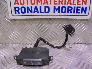 Używane Przelacznik cyrkulacji powietrza Volkswagen Phaeton (3D) 3.2 V6 30V 4Motion Cena € 19,00 Procedura marży oferowane przez Automaterialen Ronald Morien B.V.